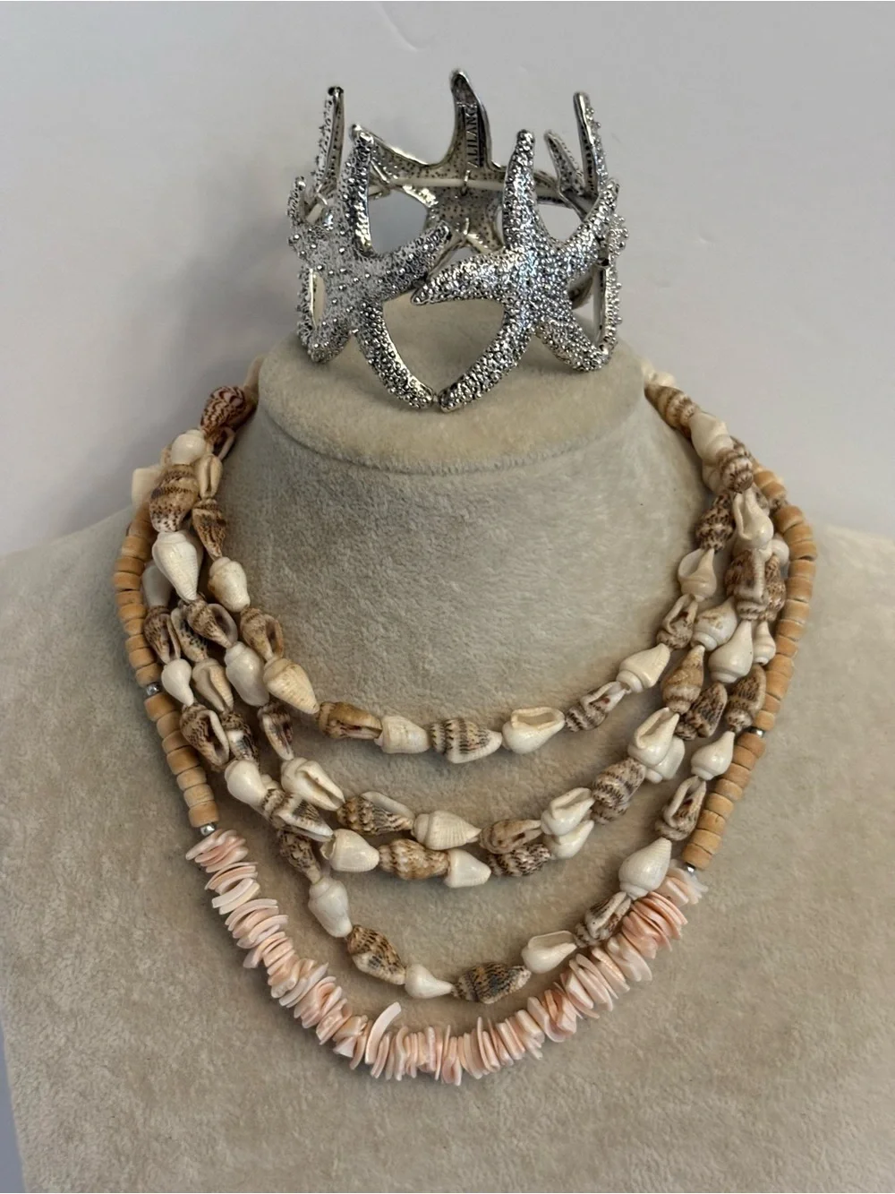 Coastal Jewelry Set Shell Necklaces & Silver Starfish Cuff Bracelet Bundle - Picture 1 of 12
